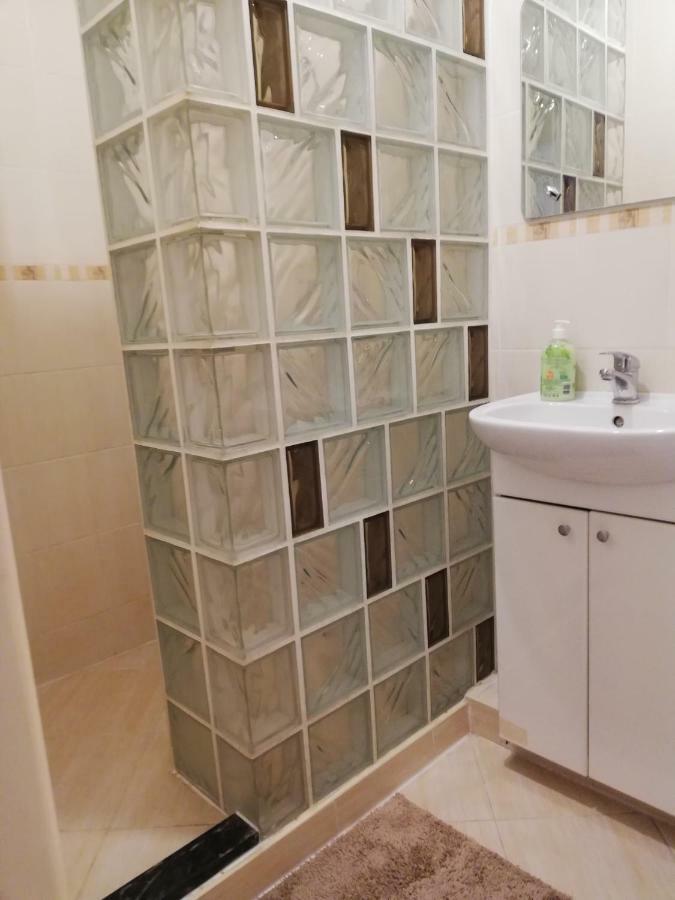 Mieszkanie 4-Pokojowe W Toruniu Przy Umk Exteriör bild