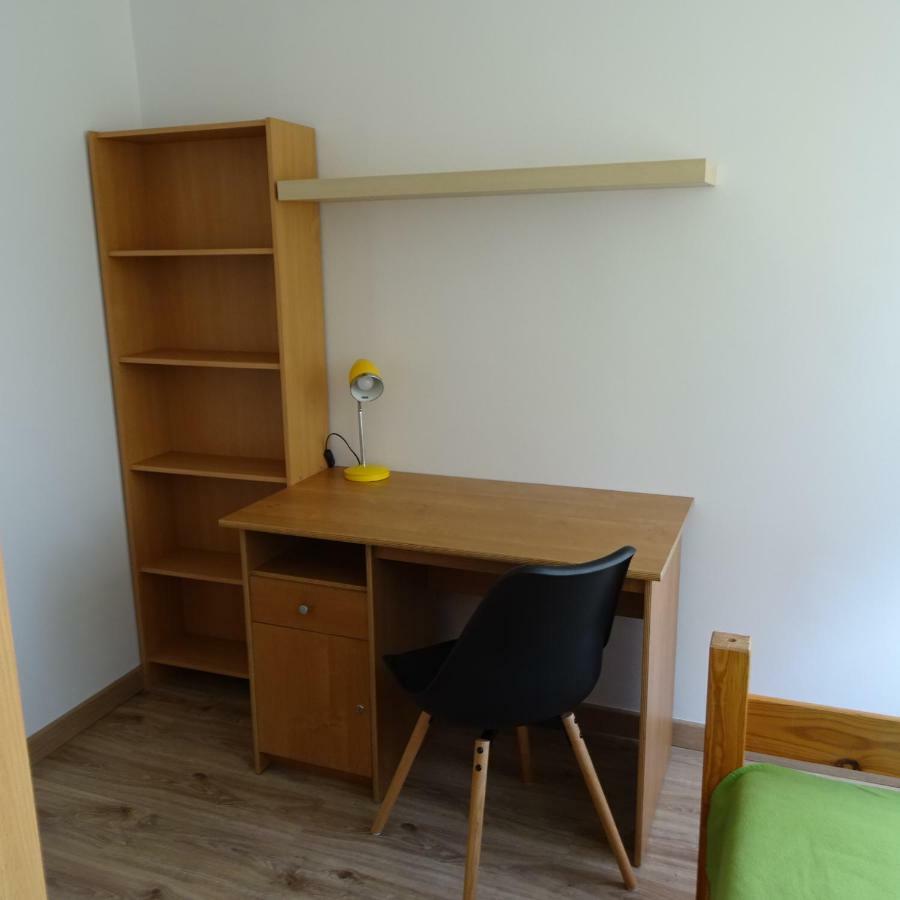 Mieszkanie 4-Pokojowe W Toruniu Przy Umk Exteriör bild